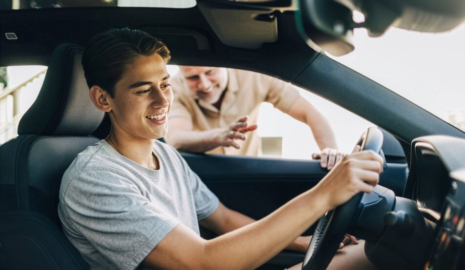 Jeune conducteur NEOVA au volant